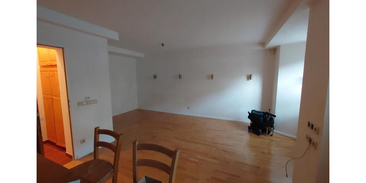 Etagenwohnung Wuppertal Gemarkung Ronsdorf - 1 Zimmer, 38 m&sup2;, 585&euro; | Angebot:27541871