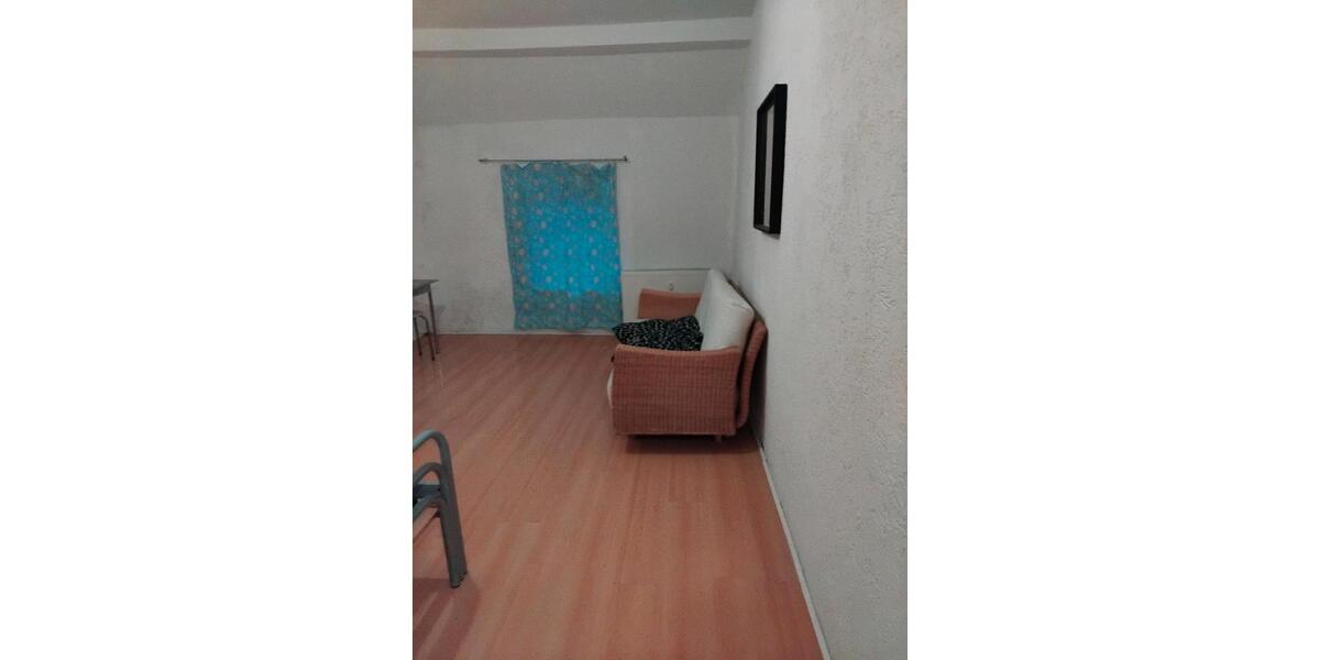 Dachgeschoßwohnung Bochum Bochum-Mitte - 4 Zimmer, 57 m&sup2;, 650&euro; | Angebot:25255184