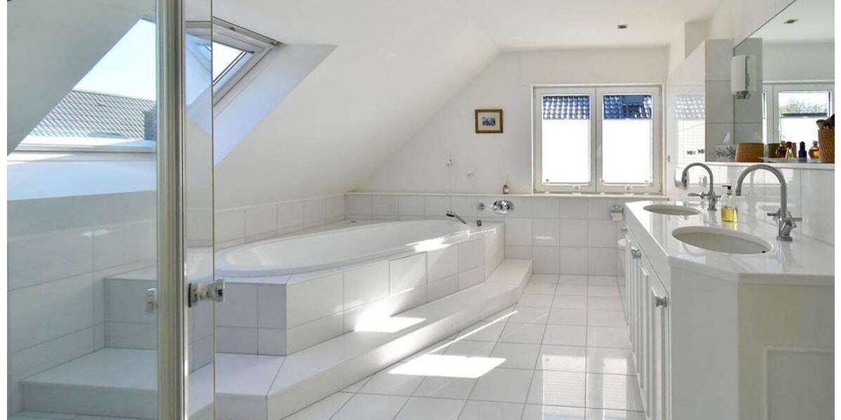 Einfamilienhaus Heiligenhaus Isenbügel - 7 Zimmer, 217 m&sup2;, 995.000&euro; | Angebot:26015012