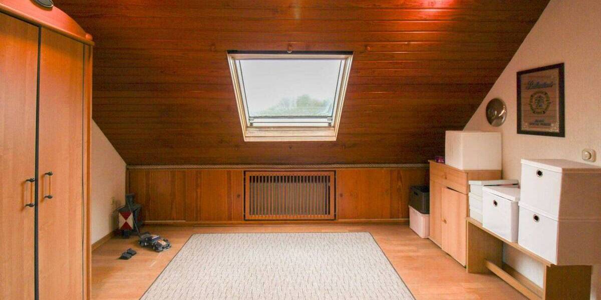 Reihenmittelhaus Essen Ostviertel - 4 Zimmer, 130 m&sup2;, 279.000&euro; | Angebot:26818453