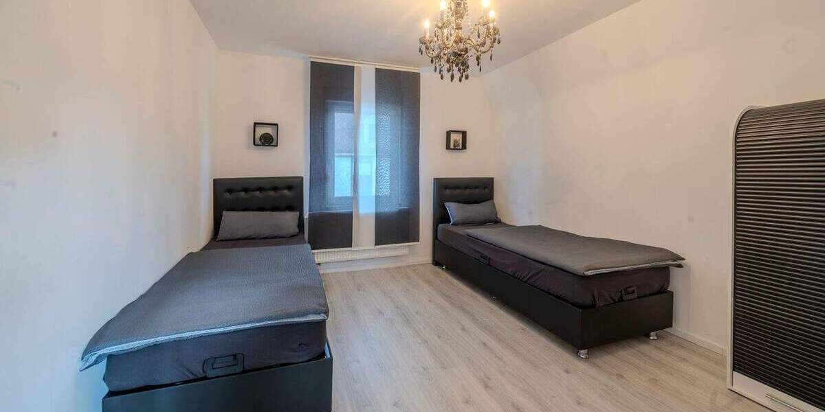 Einfamilienhaus Leichlingen - 8 Zimmer, 176 m&sup2;, 699.000&euro; | Angebot:25669323