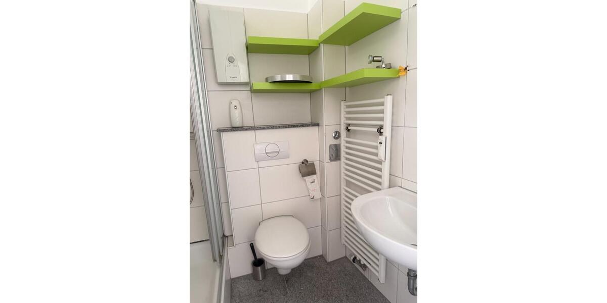 Etagenwohnung Wuppertal Gemarkung Elberfeld - 2 Zimmer, 76 m&sup2;, 647&euro; | Angebot:25853456