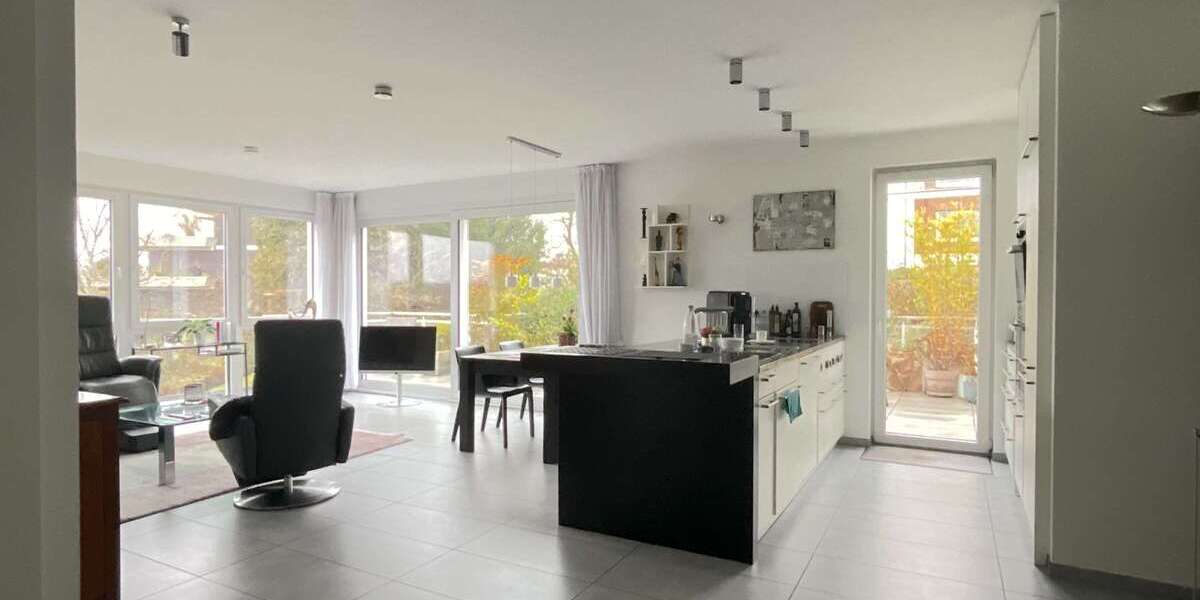 Etagenwohnung Düsseldorf Stadtbezirk 8 - 3 Zimmer, 133 m&sup2;, 2.250&euro; | Angebot:25774754