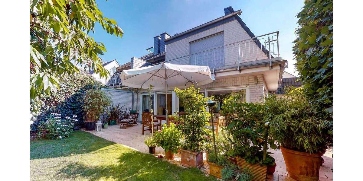 Einfamilienhaus Düsseldorf Stadtbezirk 5 - 6 Zimmer, 189 m&sup2;, 3.400&euro; | Angebot:26634101