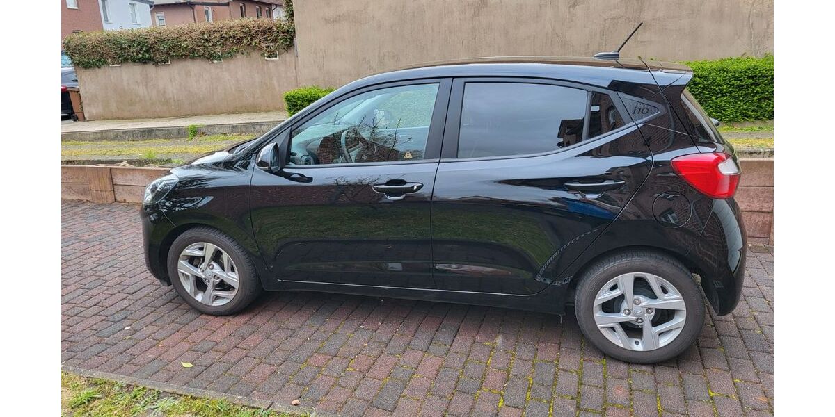 Hyundai i10 27.400 km 12.700 &euro; Herne 44625