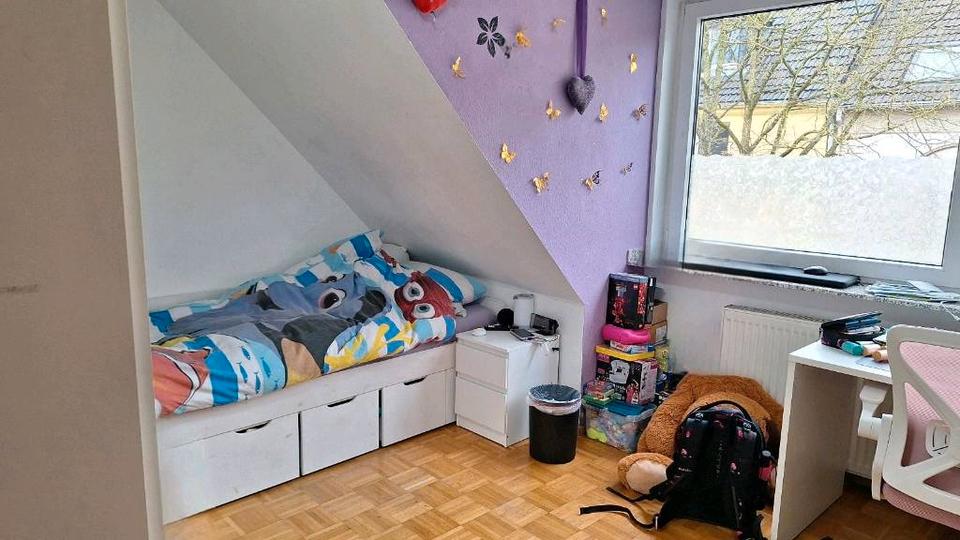 Maisonettenwohnung Essen Stadtbezirk III - 4 Zimmer, 100 m&sup2;, 1.000&euro; | Angebot:25931902