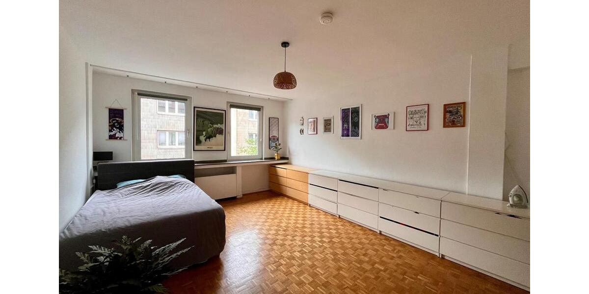 Etagenwohnung Düsseldorf Pempelfort - 2 Zimmer, 72 m&sup2;, 1.499&euro; | Angebot:27567528