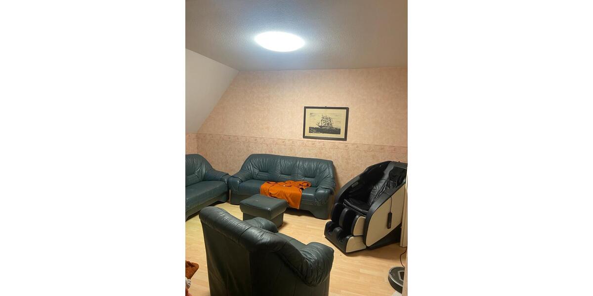 Dachgeschoßwohnung Solingen Mitte - 3 Zimmer, 78 m&sup2;, 135.000&euro; | Angebot:27514310