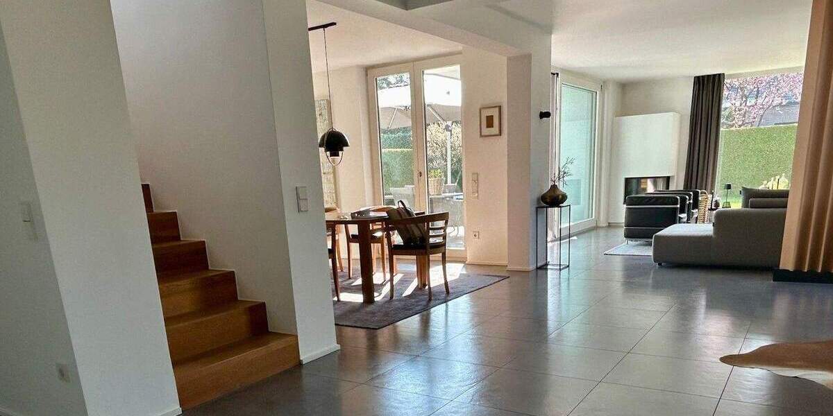 Einfamilienhaus Ratingen Hösel - 6 Zimmer, 287 m&sup2;, 1.660.000&euro; | Angebot:25877144