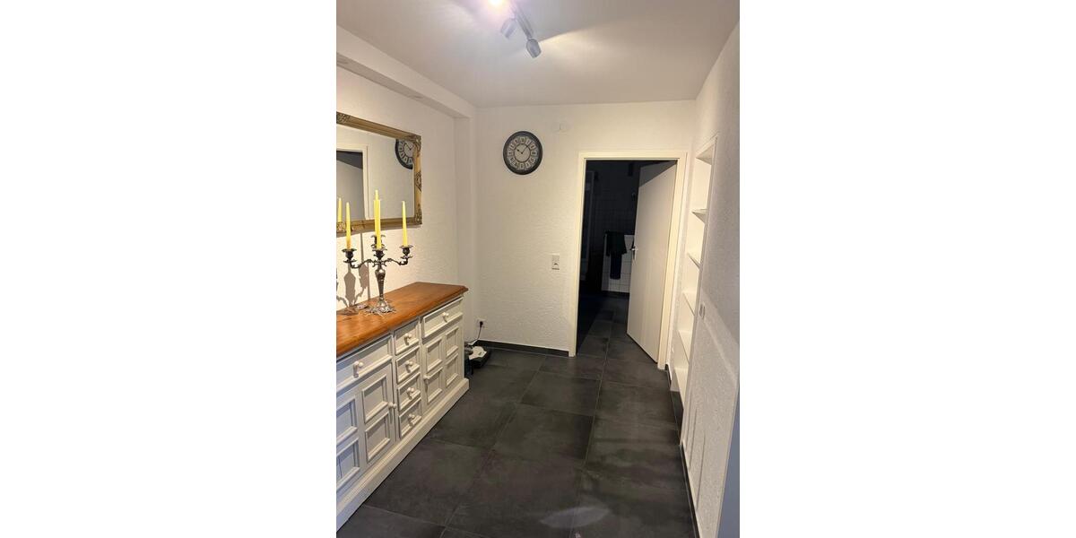 Etagenwohnung Wermelskirchen - 2 Zimmer, 8 m&sup2;, 229.000&euro; | Angebot:25125445