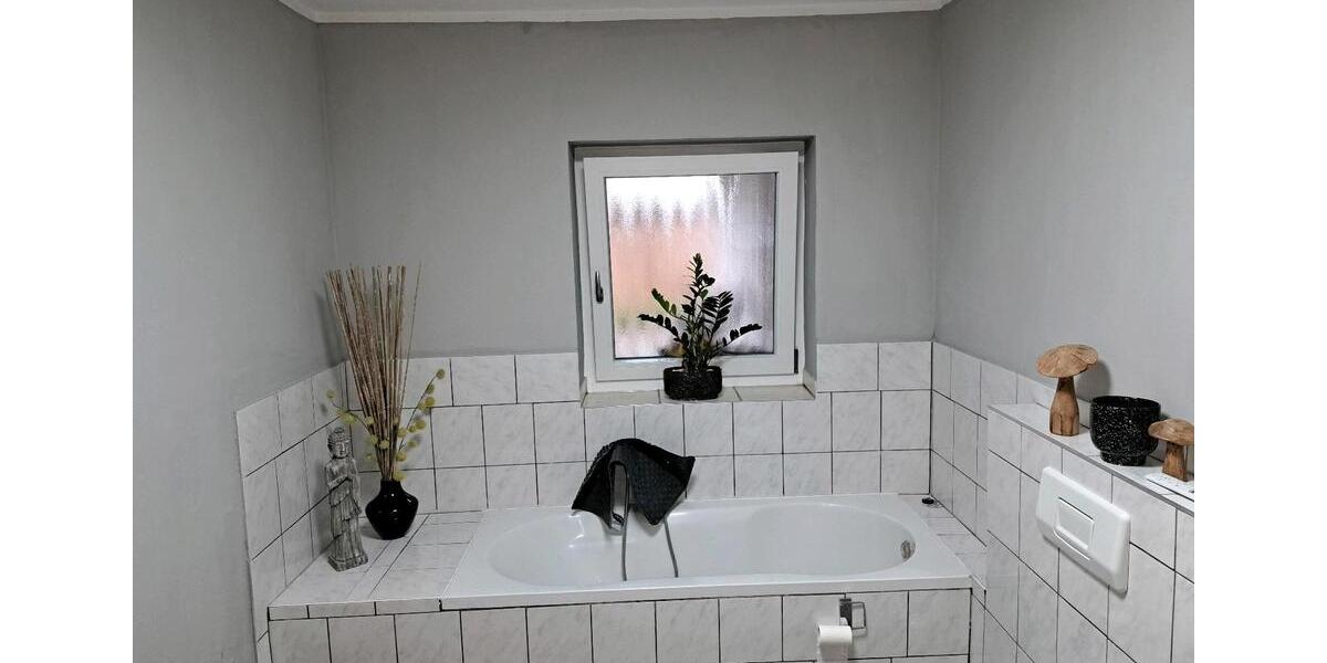 Mehrfamilienhaus, Wohnhaus Duisburg Rheinhausen - 8 Zimmer, 200 m&sup2;, 385.000&euro; | Angebot:25397605