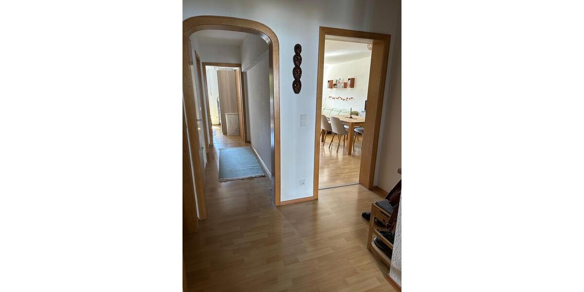 Hochparterre Essen Stadtbezirk II - 3 Zimmer, 72 m&sup2;, 630&euro; | Angebot:25853042
