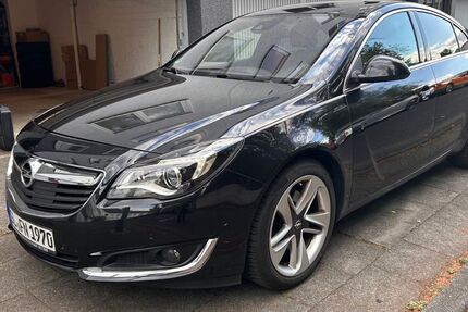 Opel Insignia 120.000 km 10.399 &euro; Burscheid 51399