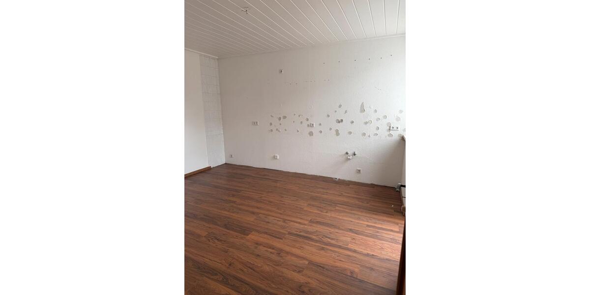 Etagenwohnung Heiligenhaus - 2 Zimmer, 77 m&sup2;, 730&euro; | Angebot:27557442
