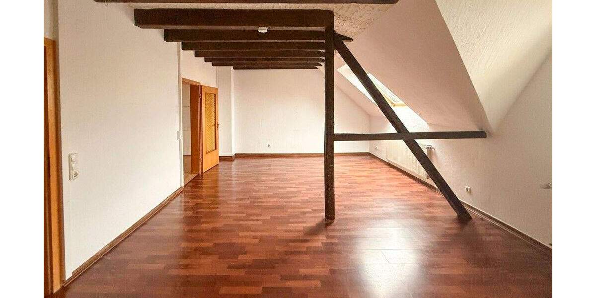 Etagenwohnung Velbert Mitte - 3 Zimmer, 85 m&sup2;, 850&euro; | Angebot:25698464