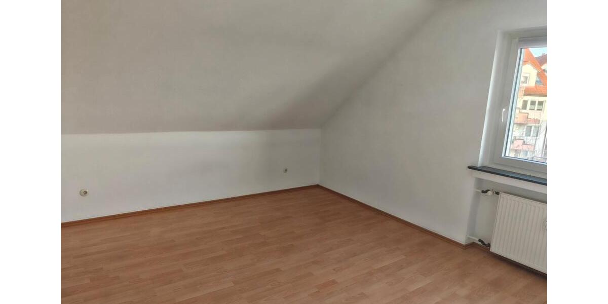 Dachgeschoßwohnung Solingen Höhscheid - 2 Zimmer, 57 m&sup2;, 560&euro; | Angebot:27551989