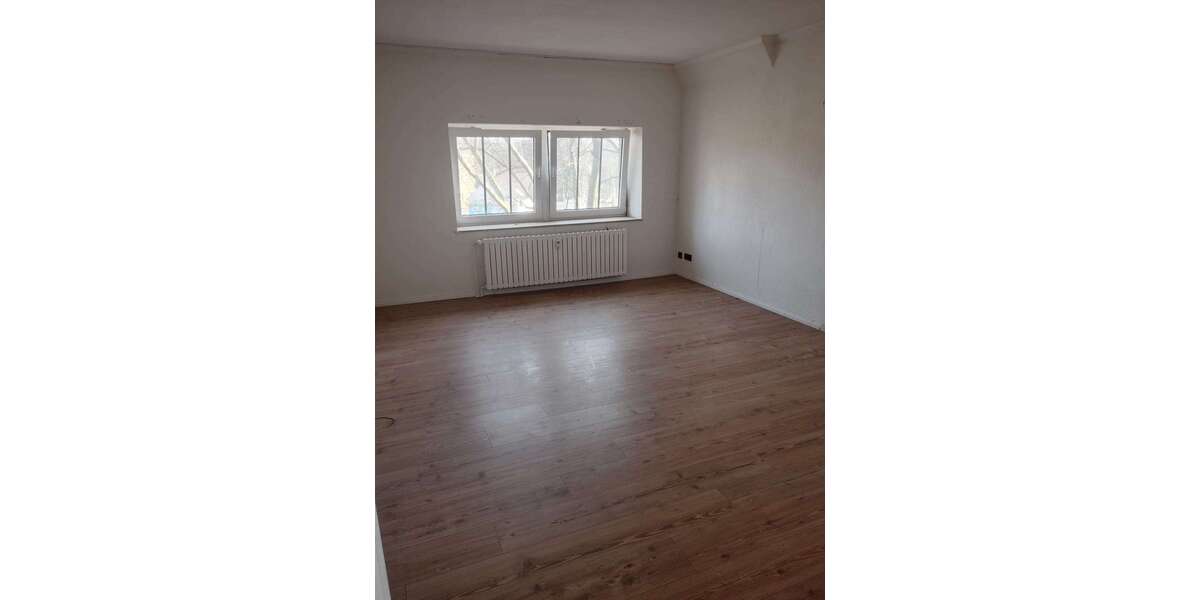 Etagenwohnung Duisburg Hamborn - 3 Zimmer, 76 m&sup2;, 670&euro; | Angebot:25286611