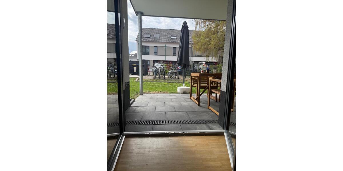 Terrassenwohnung Duisburg Duisburg-Mitte - 2 Zimmer, 75 m&sup2;, 950&euro; | Angebot:26042783