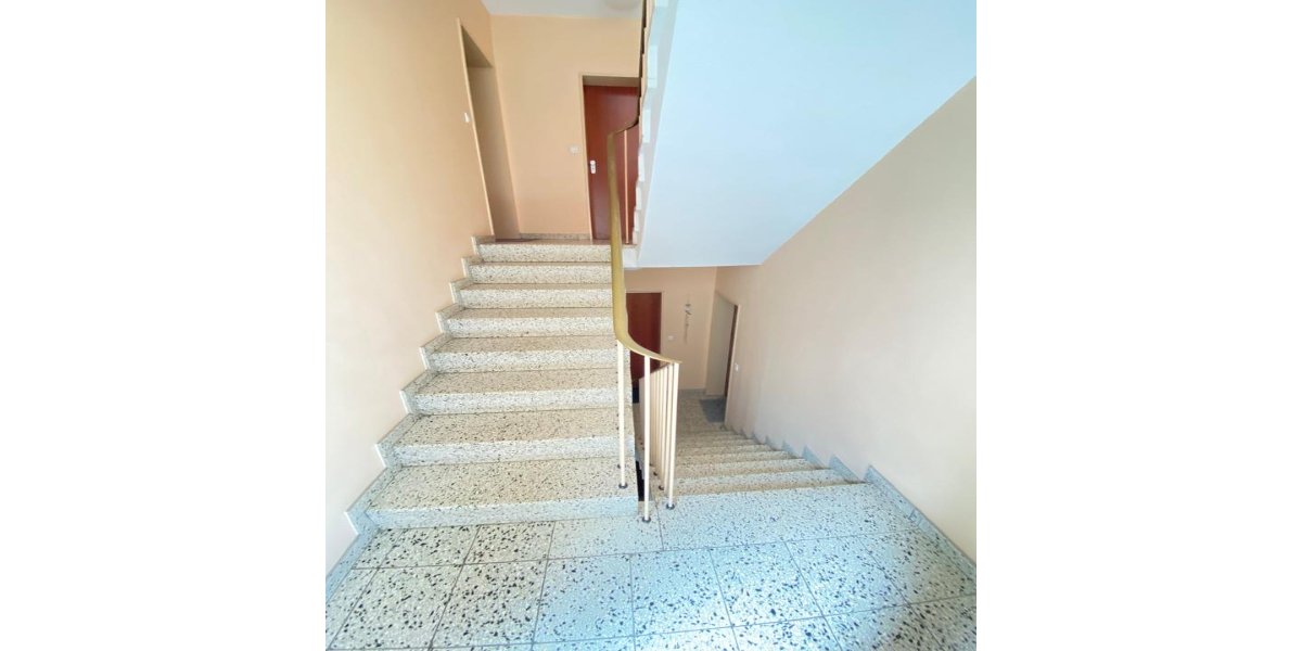 Etagenwohnung Remscheid Lüttringhausen - 1 Zimmer, 41 m&sup2;, 328&euro; | Angebot:26548258