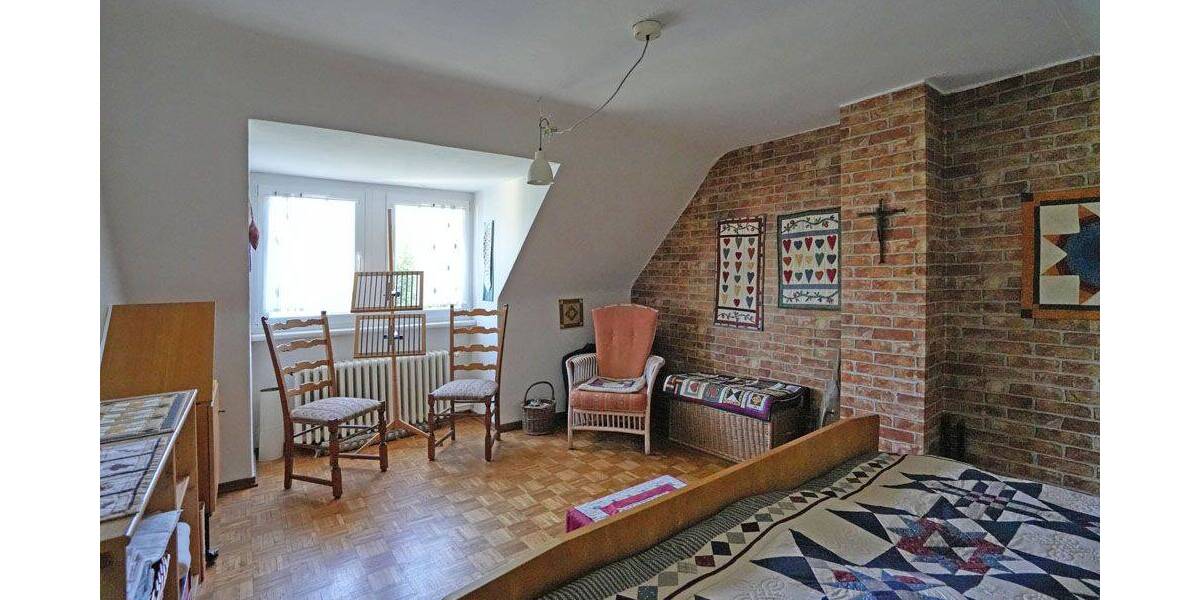 Doppelhaushälfte Bochum Wattenscheid - 6 Zimmer, 131 m&sup2;, 195.000&euro; | Angebot:25836496