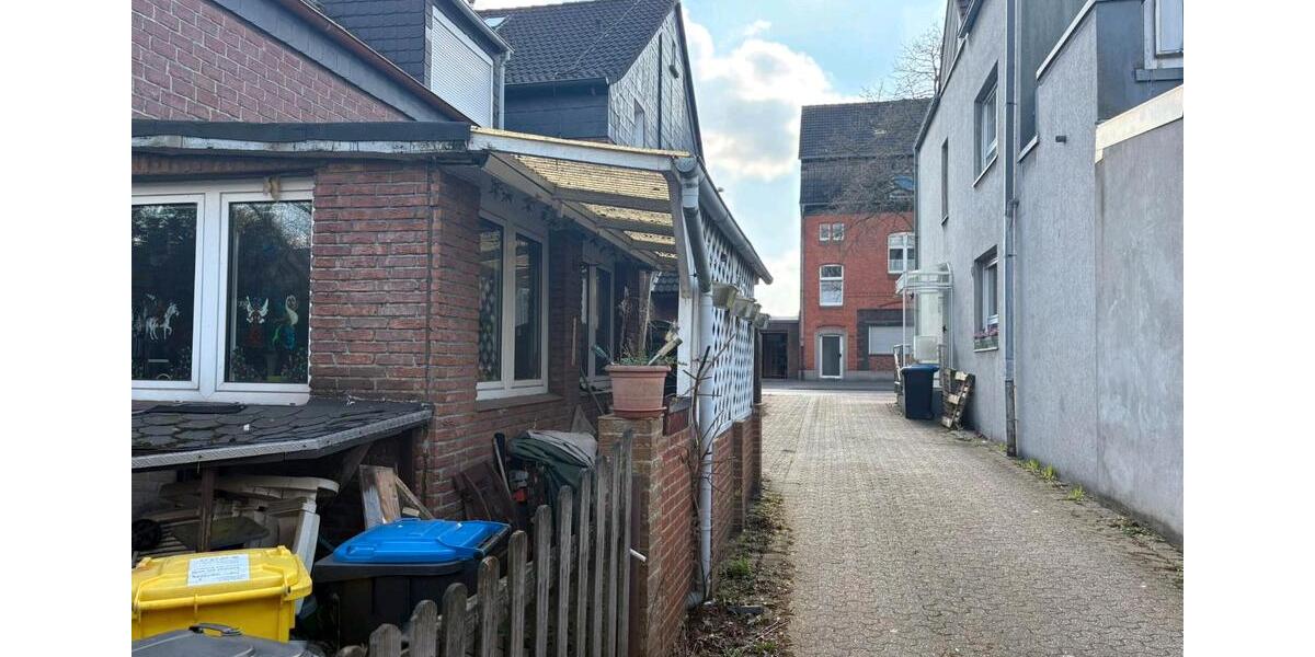 Doppelhaushälfte Bottrop Batenbrock - 6 Zimmer, 150 m&sup2;, 230.000&euro; | Angebot:27223361