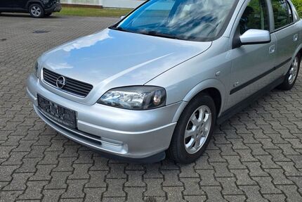 Opel Astra 96.000 km 2.690 &euro; Bottrop 46238