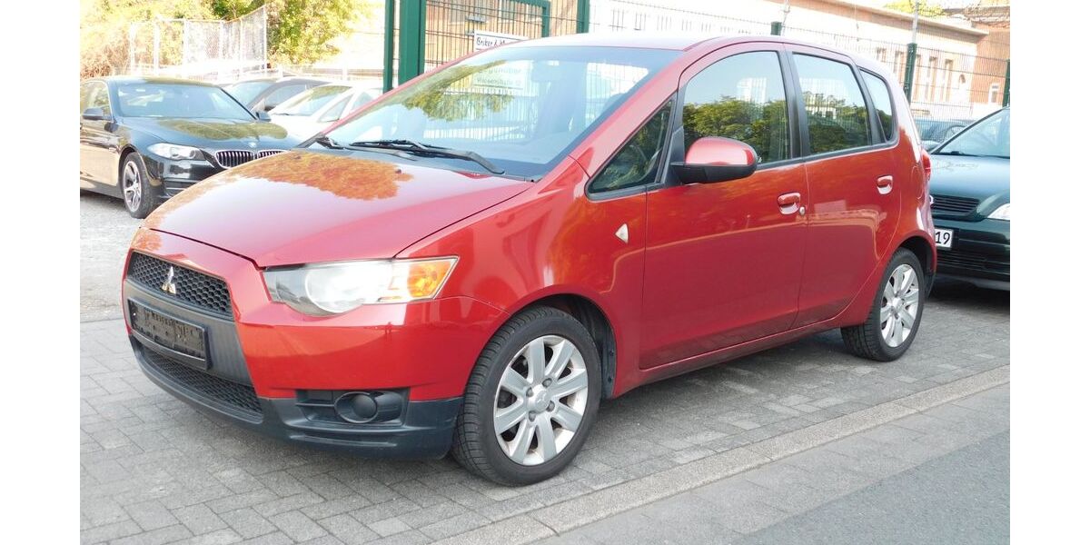 Mitsubishi Colt 174.929 km 1.699 &euro; Mülheim 45473
