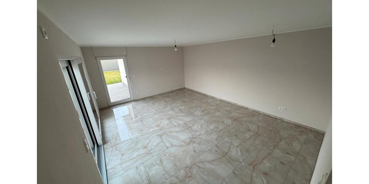 Einfamilienhaus Essen Stadtbezirk VI - 3 Zimmer, 99 m&sup2;, 1.495&euro; | Angebot:25871394