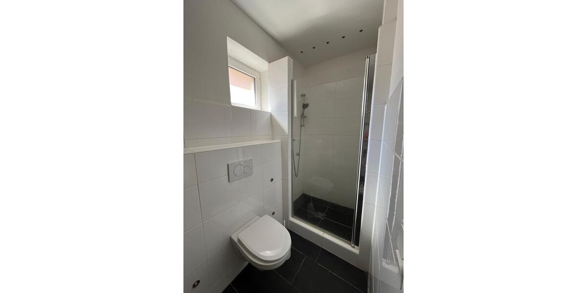 Erdgeschoßwohnung Essen Stadtbezirk IV - 3.5 Zimmer, 80 m&sup2;, 550&euro; | Angebot:24610633