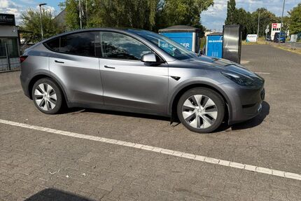 Tesla Model Y 47.966 km 31.700 &euro; Essen 45219