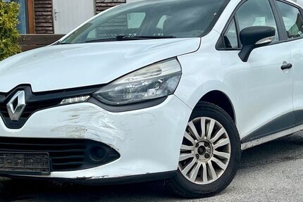 Renault Clio 246.609 km 1.800 &euro; Gelsenkirchen 45884