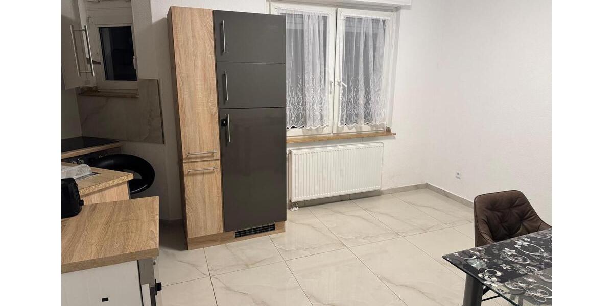 Erdgeschoßwohnung Essen Stadtbezirk V - 18 Zimmer, 60 m&sup2;, 350&euro; | Angebot:25714450