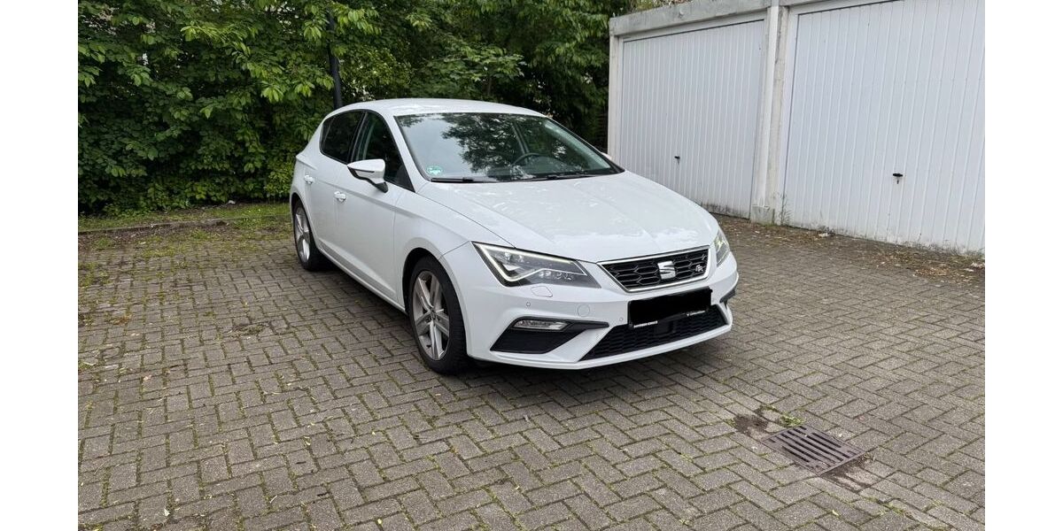 Seat Leon 90.000 km 14.799 &euro; Essen 45327