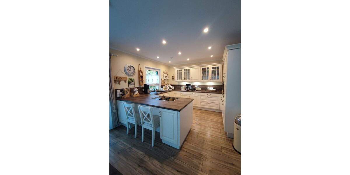 Einfamilienhaus Ennepetal Altenvoerde - 7 Zimmer, 208 m&sup2;, 749.000&euro; | Angebot:25948110