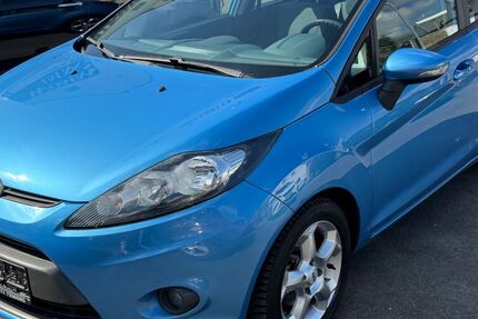 Ford Fiesta 94.542 km 4.290 &euro; Düsseldorf 40231