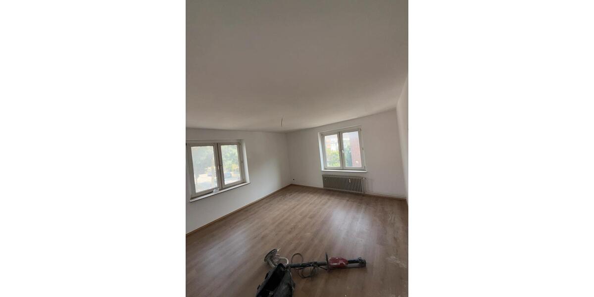 Etagenwohnung Duisburg Mittelmeiderich - 2.5 Zimmer, 75 m&sup2;, 750&euro; | Angebot:27586930