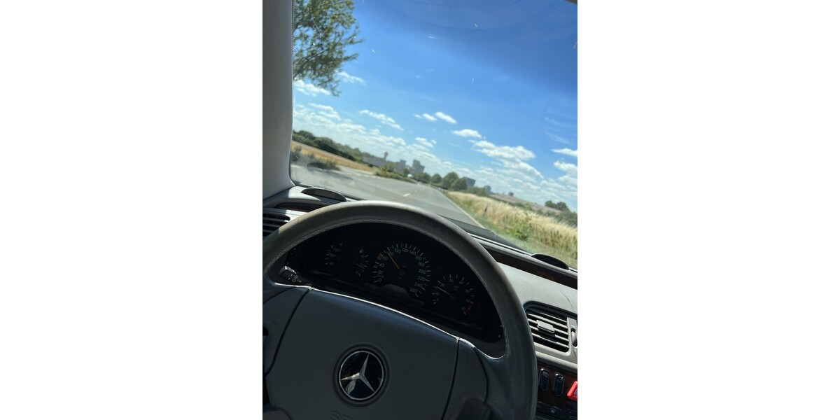 Mercedes-Benz CLK 320 175.000 km 2.500 &euro; Schwelm 58332