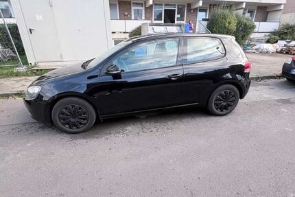 VW Golf 214.000 km 3.600 &euro; Neuss 41460