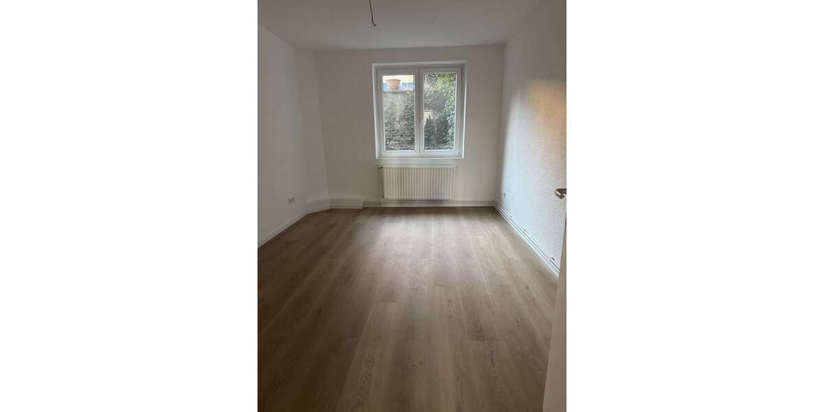 Etagenwohnung Wuppertal - 2.5 Zimmer, 70 m&sup2;, 170.000&euro; | Angebot:25710811