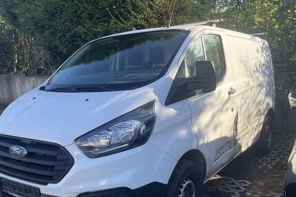 Ford Transit Custom 152.000 km 7.748 &euro; Wermelskirchen 42929