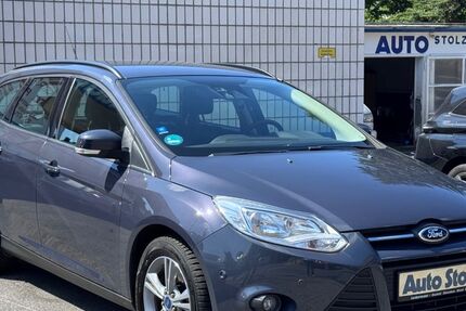 Ford Focus 98.900 km 7.350 &euro; Oberhausen 46045
