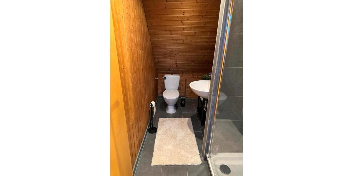 Dachgeschoßwohnung Bochum Eppendorf - 4 Zimmer, 80 m&sup2;, 173.000&euro; | Angebot:27525106