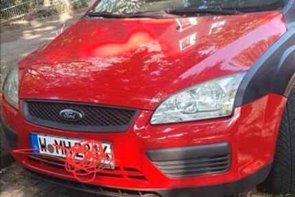 Ford Focus 177.000 km 2.100 &euro; Wuppertal 42285