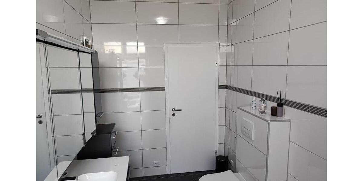 Etagenwohnung Gelsenkirchen Resse - 5 Zimmer, 135 m&sup2;, 1.500&euro; | Angebot:27566341
