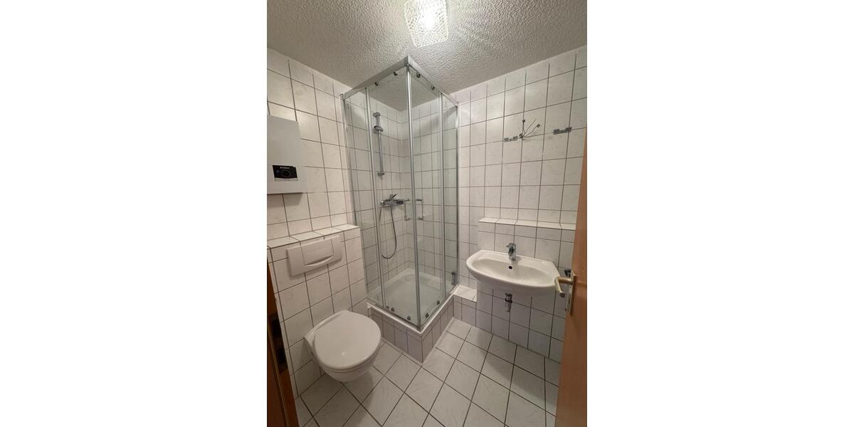 Dachgeschoßwohnung Wermelskirchen - 2 Zimmer, 36 m&sup2;, 105.000&euro; | Angebot:27073235