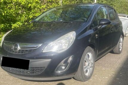 Opel Corsa 157.000 km 2.690 &euro; Essen 45329