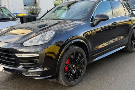 Porsche Cayenne 166.000 km 35.900 &euro; Wuppertal 42349