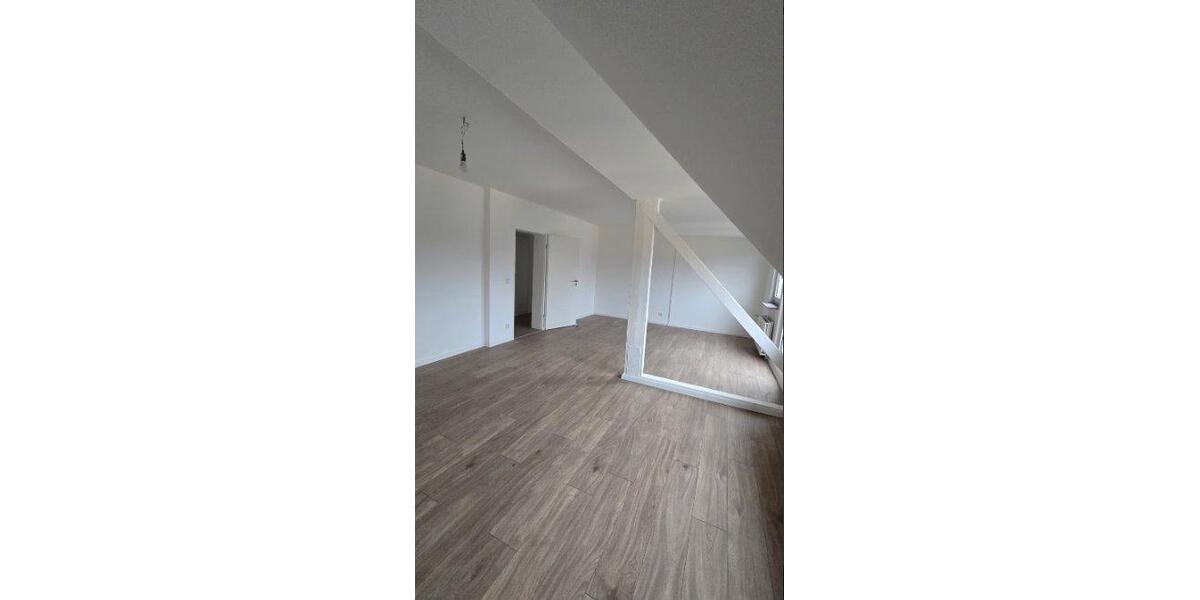 Dachgeschoßwohnung Gelsenkirchen Resse - 3.5 Zimmer, 80 m&sup2;, 640&euro; | Angebot:27565008