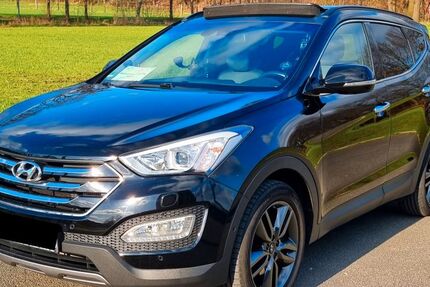 Hyundai SANTA FE 159.000 km 14.990 &euro; Oberhausen 46147