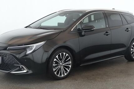 Toyota Corolla 55.300 km 26.884 &euro; Düsseldorf 40233